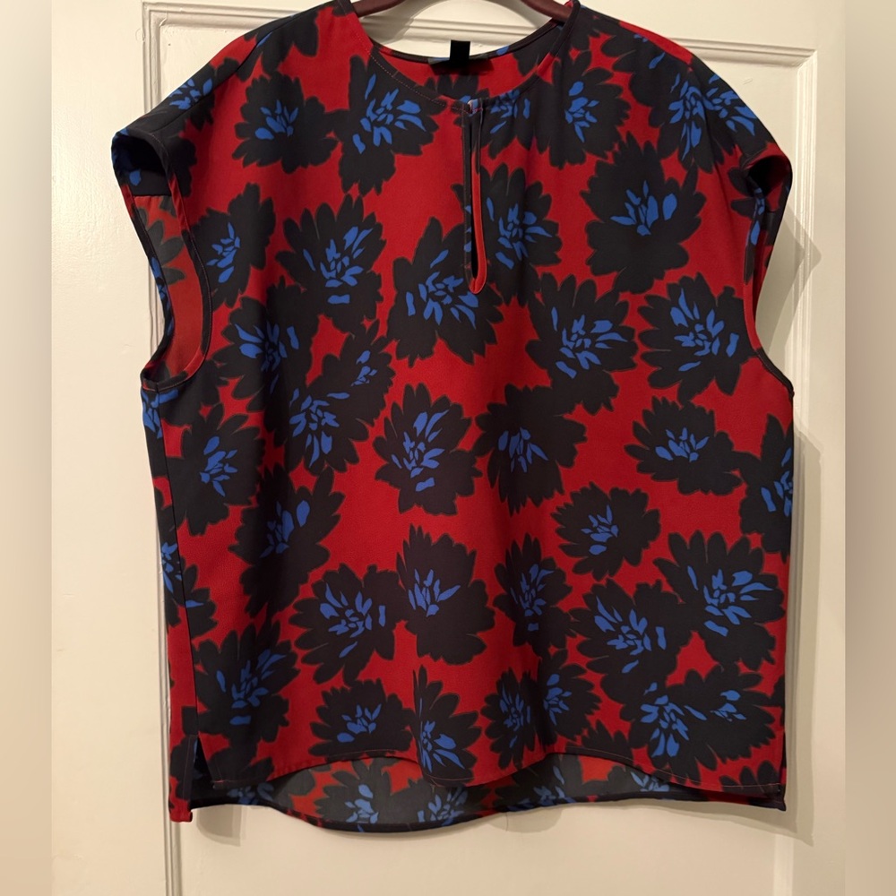 J CREW Keyhole sleeveless cranberry floral blouse Size 14 EUC!